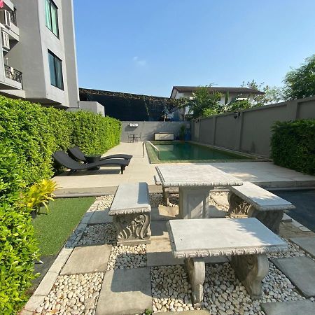 Roomquest Bangkok Sukhumvit 107 Samut Prakan Eksteriør billede