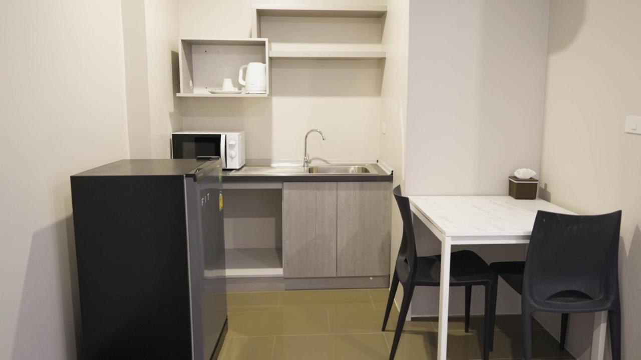 Roomquest Bangkok Sukhumvit 107 Samut Prakan Eksteriør billede