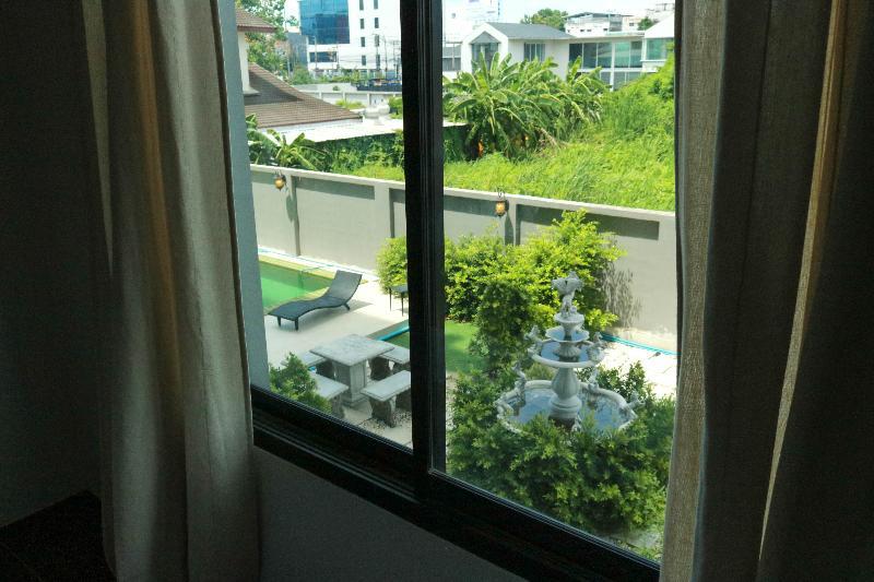 Roomquest Bangkok Sukhumvit 107 Samut Prakan Eksteriør billede